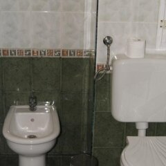 Отель Fors Болгария, Бургас - отзывы, цены и фото номеров - забронировать отель Fors онлайн ванная фото 2