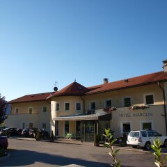 Hotel Margun Маллес-Веноста парковка