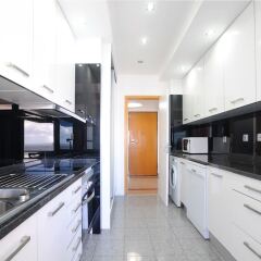 Отель Duplex Apartment - 4 Bedrooms & Garage Португалия, Лиссабон - отзывы, цены и фото номеров - забронировать отель Duplex Apartment - 4 Bedrooms & Garage онлайн в номере фото 2