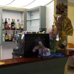 Hotel Milano Гаттео-а-Маре гостиничный бар