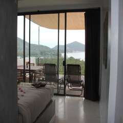 Отель Anankhira Villas балкон