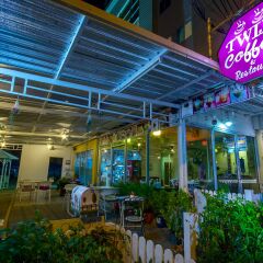 Отель Sea Breeze Jomtien Residence Таиланд, Паттайя - отзывы, цены и фото номеров - забронировать отель Sea Breeze Jomtien Residence онлайн с домашними животными