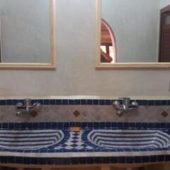 Отель Maison Merzouga Guest House Марокко, Мерзуга - отзывы, цены и фото номеров - забронировать отель Maison Merzouga Guest House онлайн ванная