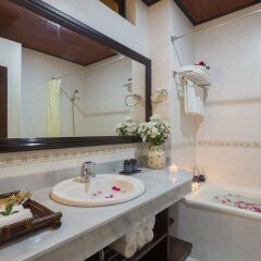 Indochine Hoi An Riverside Hotel & Spa ванная фото 2