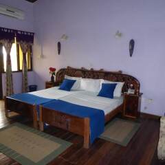 Отель Almond Tree Guest House комната для гостей фото 2