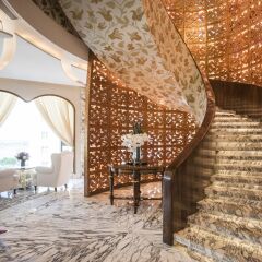 Отель The Reverie Saigon Residential Suites интерьер отеля фото 3