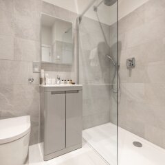 Отель Sweet Inn - Kensington High Street Великобритания, Лондон - отзывы, цены и фото номеров - забронировать отель Sweet Inn - Kensington High Street онлайн ванная фото 2