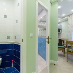 Гостиница Feelathome на Невском в Санкт-Петербурге 9 отзывов об отеле, цены и фото номеров - забронировать гостиницу Feelathome на Невском онлайн Санкт-Петербург ванная фото 2