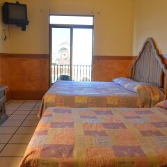 Hotel Posada de la Media Luna комната для гостей фото 3