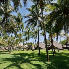 Отель La Pirogue A Sun Resort фитнесс-зал фото 4
