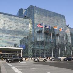 Отель DoubleTree by Hilton New York Times Square South парковка