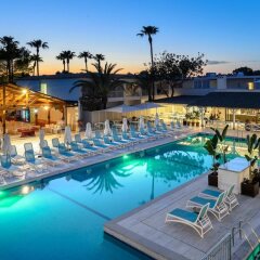 Hotel Playasol Cala Tarida с домашними животными