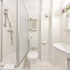 Novum Hotel Lichtburg Berlin Am Kurfurstendamm Берлин ванная фото 2
