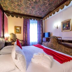 Hotel Diplomate сейф в номере