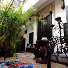 Отель Riad Ta'Achchaqa Марракеш питание