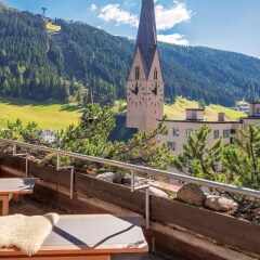 Отель Morosani Posthotel Davos Швейцария, Давос - отзывы, цены и фото номеров - забронировать отель Morosani Posthotel Davos онлайн балкон