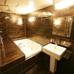Click Hotel ванная фото 2