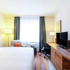 Отель Hilton Garden Inn Brussels City Centre Бельгия, Брюссель - 4 отзыва об отеле, цены и фото номеров - забронировать отель Hilton Garden Inn Brussels City Centre онлайн комната для гостей фото 3