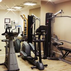 Отель Holiday Inn Munich-Unterhaching Германия, Унтерхахинг - 7 отзывов об отеле, цены и фото номеров - забронировать отель Holiday Inn Munich-Unterhaching онлайн фитнесс-зал фото 4