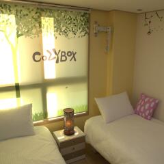 Отель Cozybox детские мероприятия