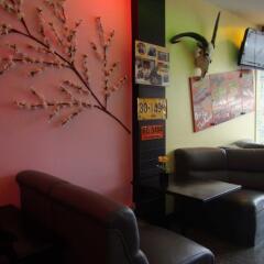 Balcony Hostel Patong интерьер отеля