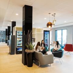 Отель B&B Hotel Zürich Airport Rümlang Швейцария, Рюмланг - отзывы, цены и фото номеров - забронировать отель B&B Hotel Zürich Airport Rümlang онлайн интерьер отеля фото 2