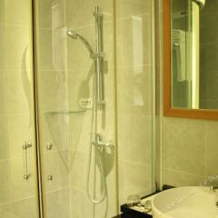 Отель Sotel Inn Cultura Hotel Zhongshan Branch Китай, Чжуншань - отзывы, цены и фото номеров - забронировать отель Sotel Inn Cultura Hotel Zhongshan Branch онлайн ванная фото 2