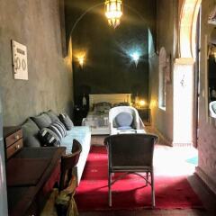 Отель Riad Aïcha комната для гостей фото 3
