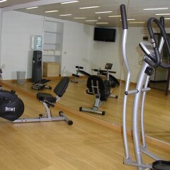 Astor Hotel фитнесс-зал