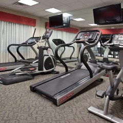 Отель Holiday Inn Columbus - Hilliard Колумбус фитнесс-зал
