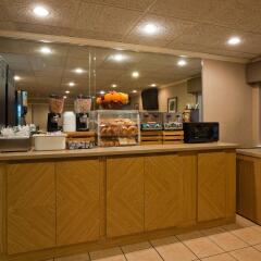 Отель La Quinta Inn Minneapolis Airport Блумингтон питание фото 2