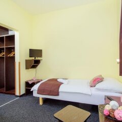 Hotel Brilliant сейф в номере