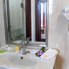 The President Hotel Вити-Леву ванная
