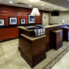 Отель Hampton Inn & Suites Staten Island США, Нью-Йорк - отзывы, цены и фото номеров - забронировать отель Hampton Inn & Suites Staten Island онлайн интерьер отеля фото 3