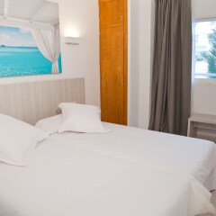 Отель Apartamentos Panoramic комната для гостей