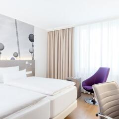 Отель NH Collection Berlin Mitte Am Checkpoint Charlie 4* Стандартный номер с разными типами кроватей фото 41