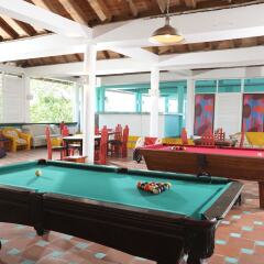 Отель Mangos Boutique Beach Resort детские мероприятия