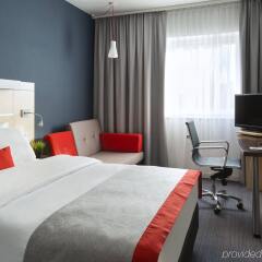 Отель Holiday Inn Express Berlin City Centre комната для гостей фото 5