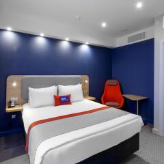 Гостиница Holiday Inn Express Moscow - Khovrino комната для гостей фото 4