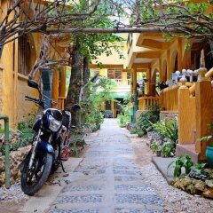 Отель La Isla Bonita Resort And Spa Филиппины, остров Боракай - отзывы, цены и фото номеров - забронировать отель La Isla Bonita Resort And Spa онлайн спортивное сооружение