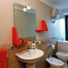 Отель B&B Bassotto Италия, Помпеи - отзывы, цены и фото номеров - забронировать отель B&B Bassotto онлайн ванная фото 2