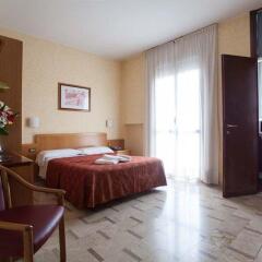 Отель IH Hotels Milano ApartHotel Argonne Park Италия, Милан - 2 отзыва об отеле, цены и фото номеров - забронировать отель IH Hotels Milano ApartHotel Argonne Park онлайн комната для гостей фото 5