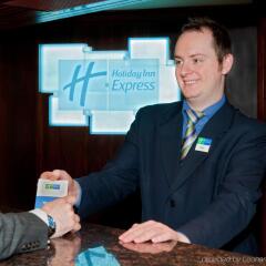 Отель Holiday Inn Express Edinburgh City Centre Эдинбург с домашними животными