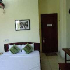 Nam Ngai Hotel Хойан комната для гостей