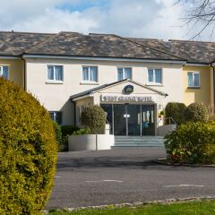 Mercure Newbury West Grange Hotel парковка