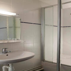 Отель Ibis Styles Paris Place d'Italie - Butte Aux Cailles ванная фото 2