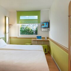 Отель Ibis budget Warszawa Reduta Польша, Варшава - отзывы, цены и фото номеров - забронировать отель Ibis budget Warszawa Reduta онлайн комната для гостей фото 2
