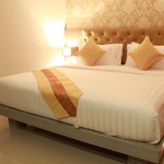 Hemingways Silk Hotel 3* Номер Делюкс с различными типами кроватей