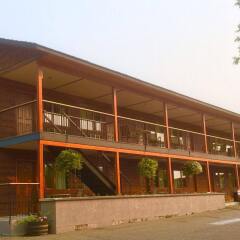 Отель Cariboo Lodge фитнесс-зал