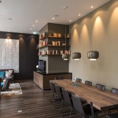 Отель Motel One Leipzig-Augustusplatz Германия, Лейпциг - отзывы, цены и фото номеров - забронировать отель Motel One Leipzig-Augustusplatz онлайн интерьер отеля фото 2